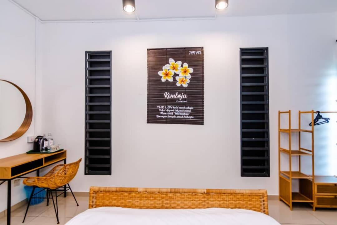 The Best Hotel In Bayan Lepas - The Lov Penang Εξωτερικό φωτογραφία
