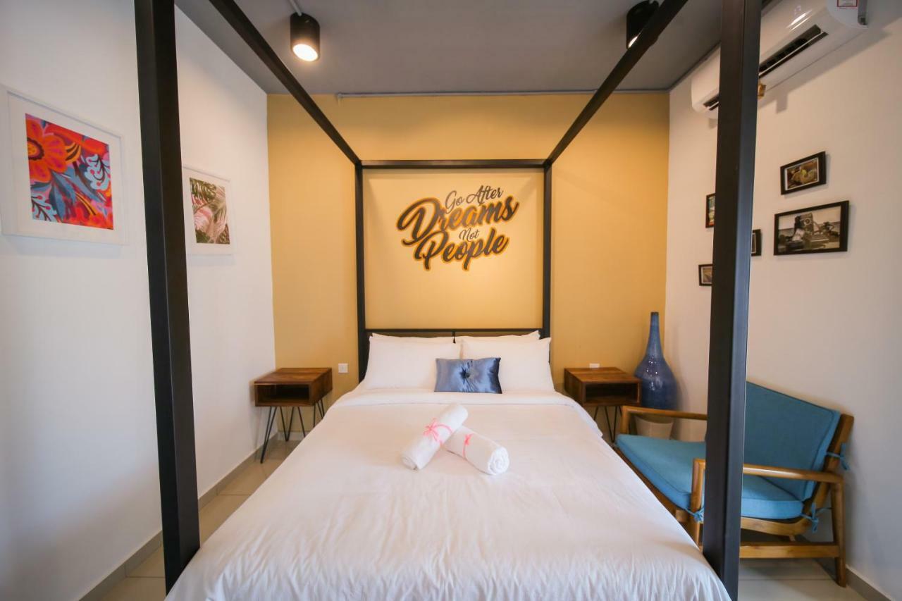 The Best Hotel In Bayan Lepas - The Lov Penang Εξωτερικό φωτογραφία