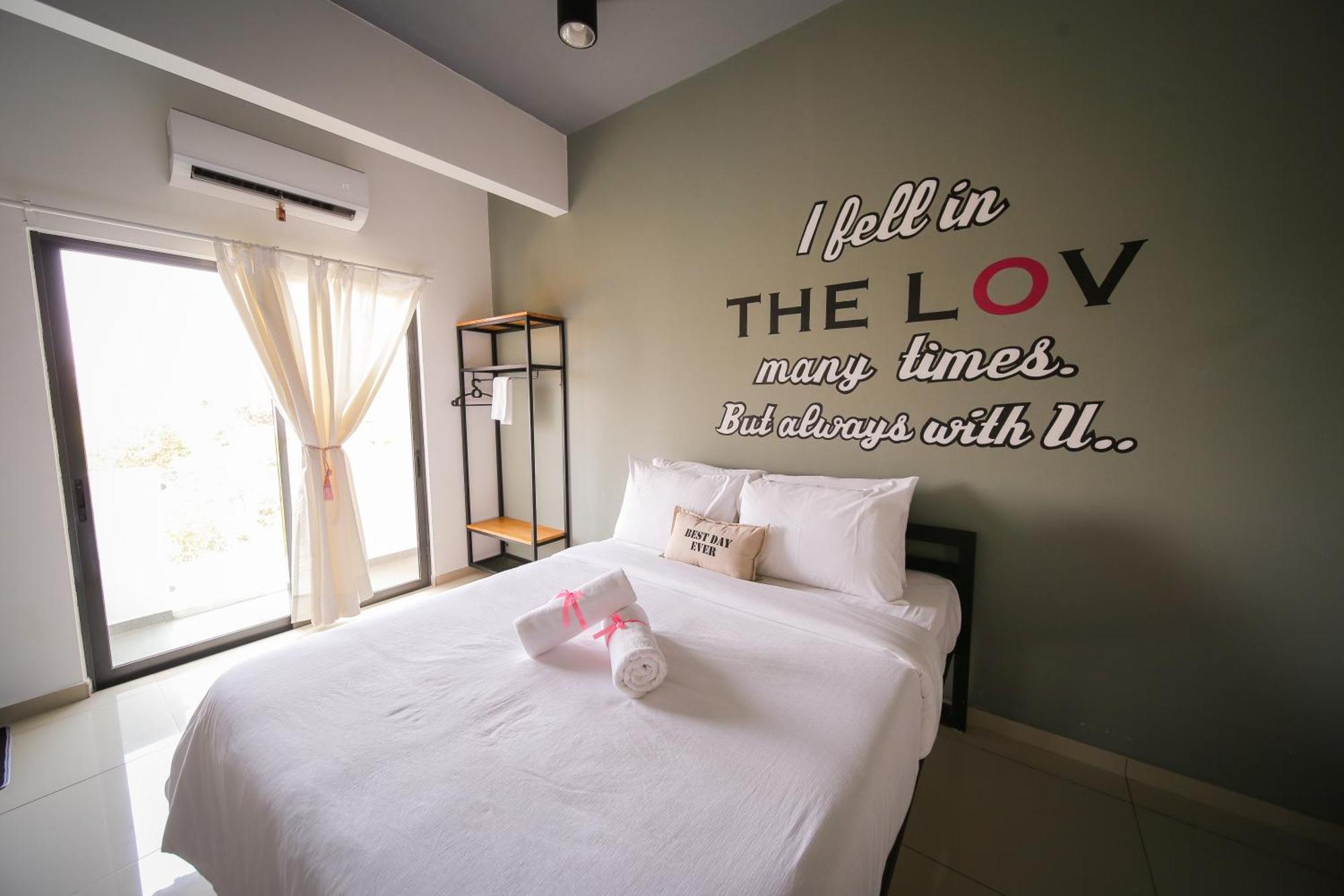 The Best Hotel In Bayan Lepas - The Lov Penang Εξωτερικό φωτογραφία