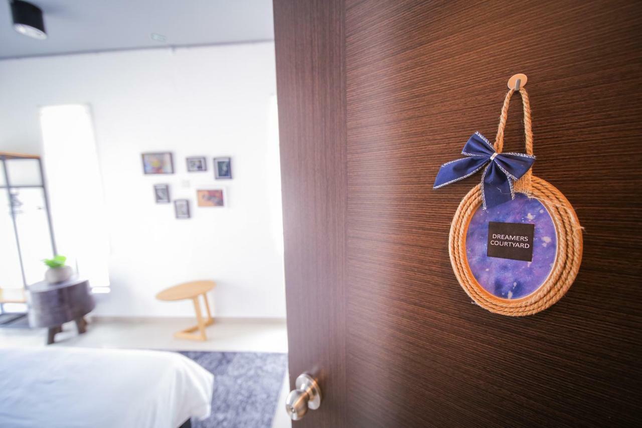 The Best Hotel In Bayan Lepas - The Lov Penang Εξωτερικό φωτογραφία